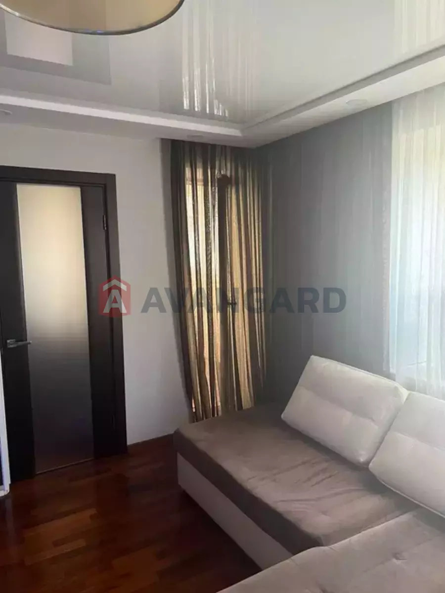 2 . , 54/-/8 . ., 5/9   3