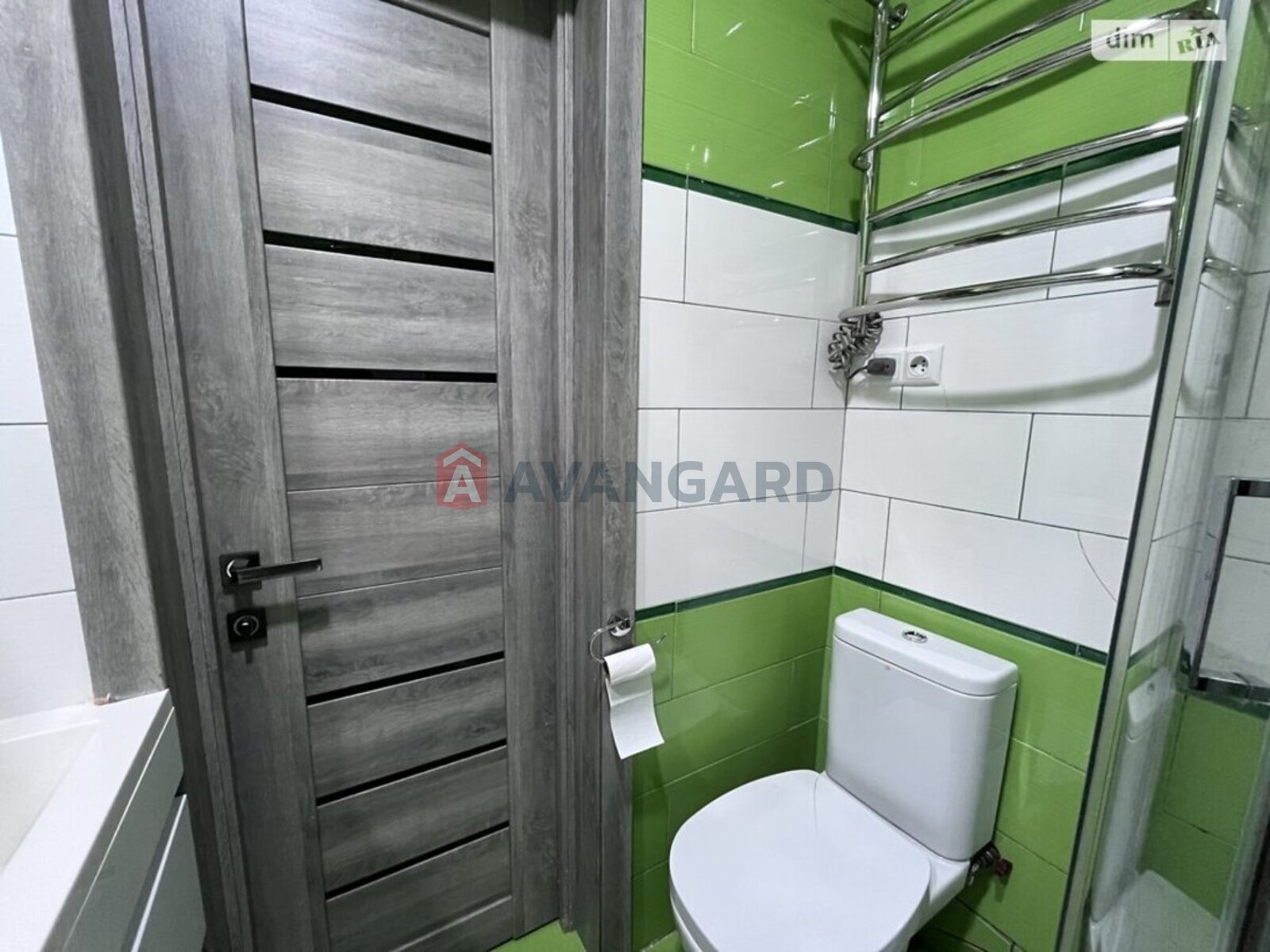 2 ��. ��������, 42/-/- ��. �., 1/2 ������ ���� 4