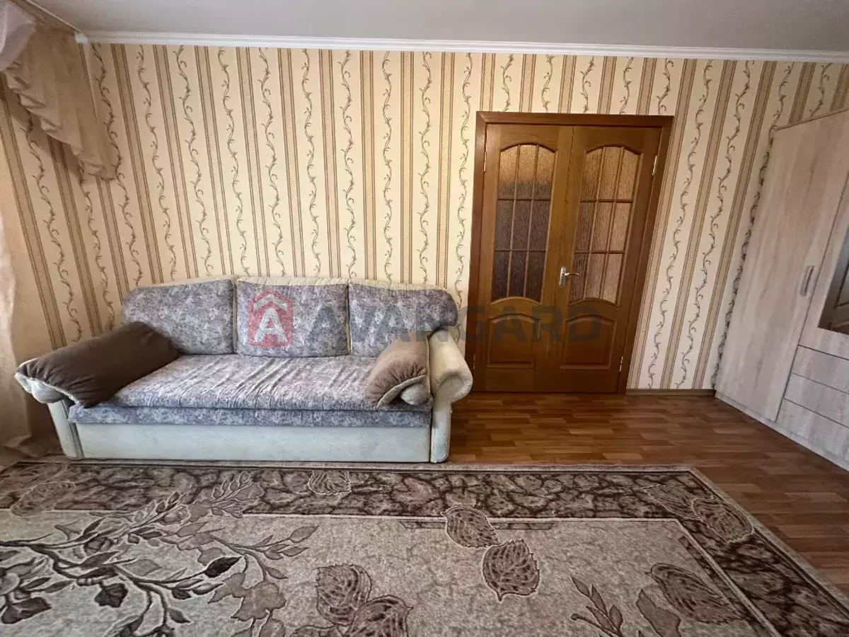 2 ��. ��������, 41/31/5 ��. �., 2/2 ������ ���� 18