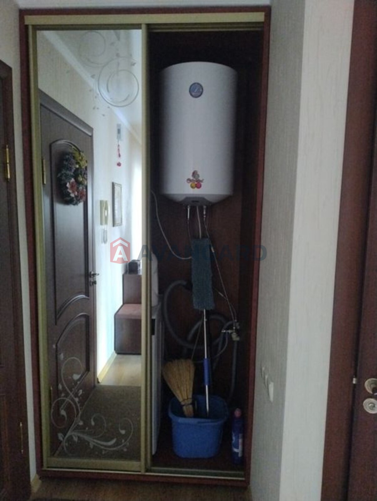 3 ��. ��������, 67/-/8 ��. �., 6/9 ������ ���� 15