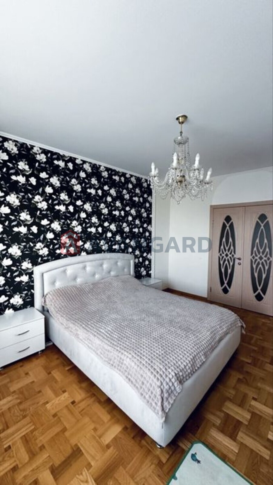 3 ��. ��������, 67/-/12 ��. �., 8/10 ������ ���� 6