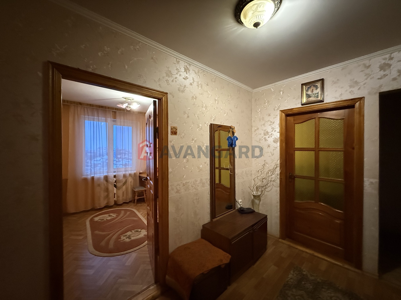 3 ��. ��������, 63/37,7/6 ��. �., 8/9 ������ ���� 3