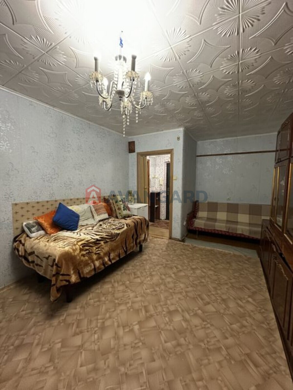 1 . , 39/-/8 . ., 4/9   6