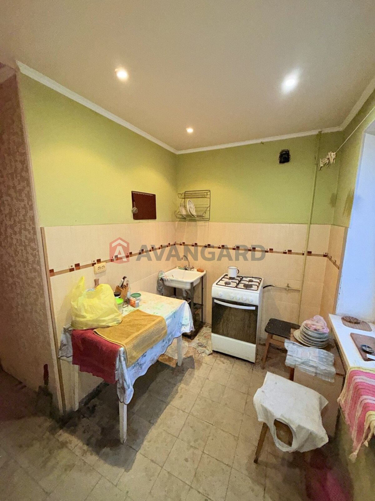 1 ��. ��������, 38/7/6 ��. �., 6/9 ������ ���� 13