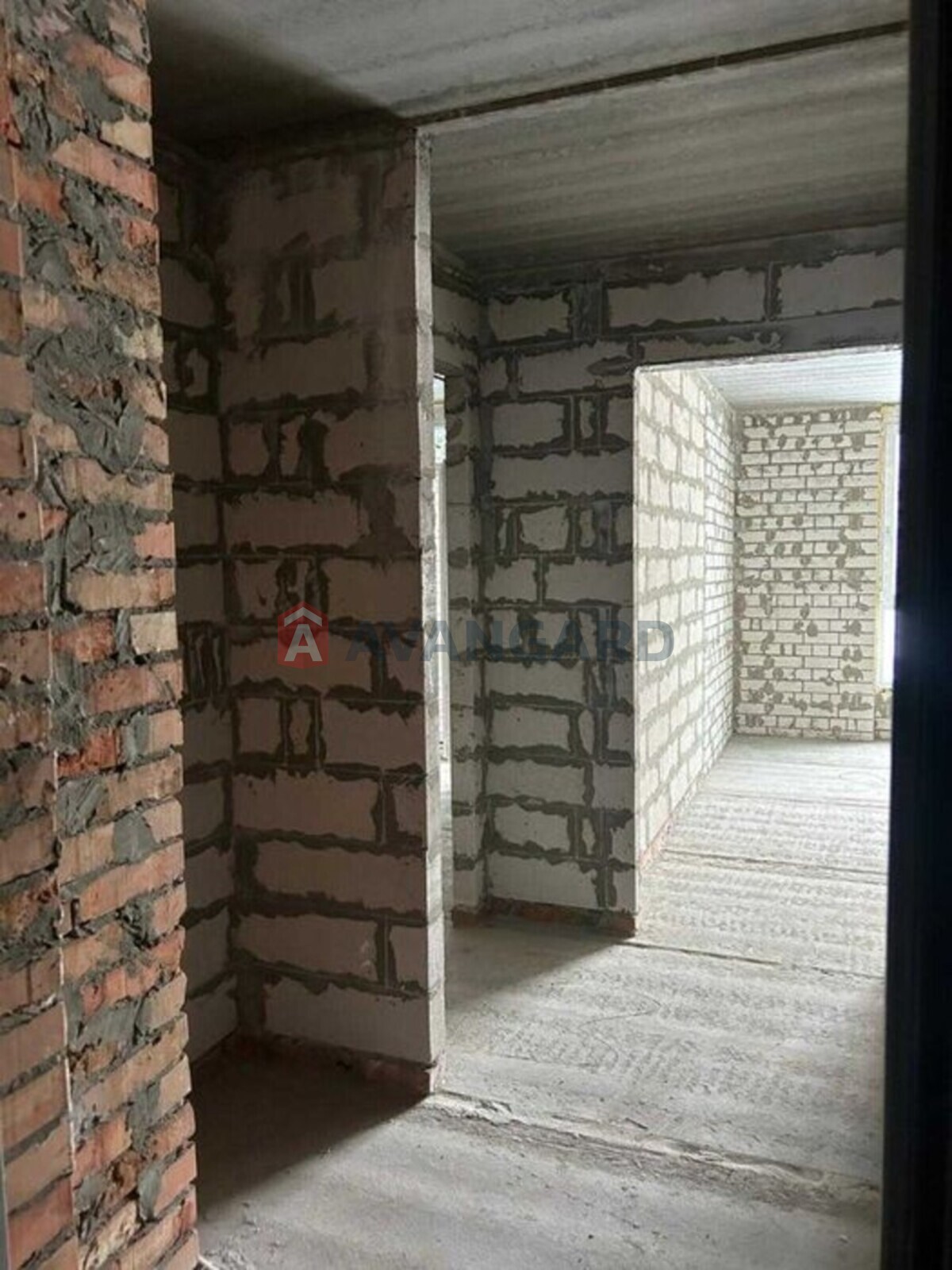 1 ��. ��������, 42/-/13 ��. �., 10/10 ������ ���� 4