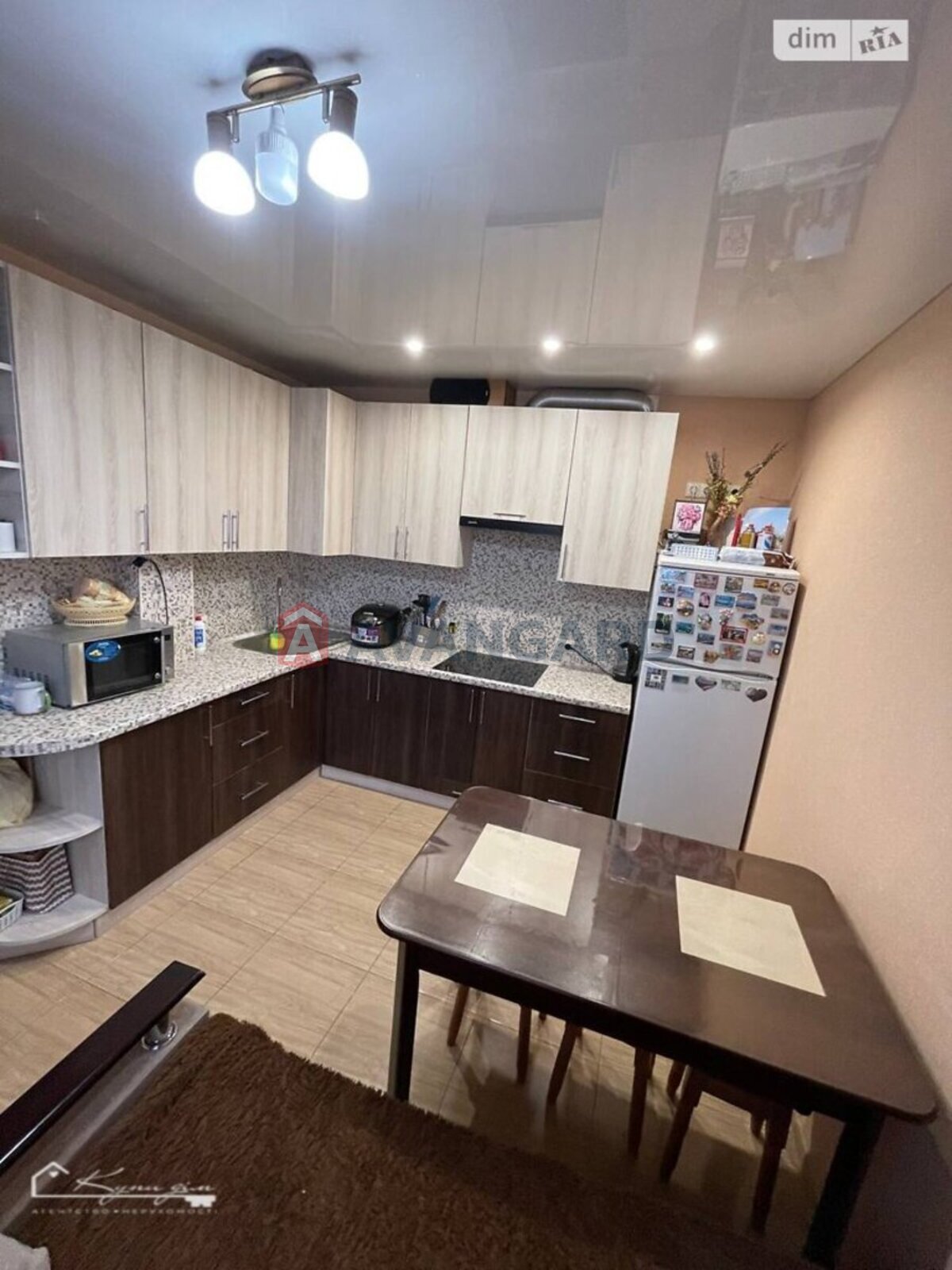 1 ��. ��������, 52/-/13 ��. �., 10/10 ������ ���� 2