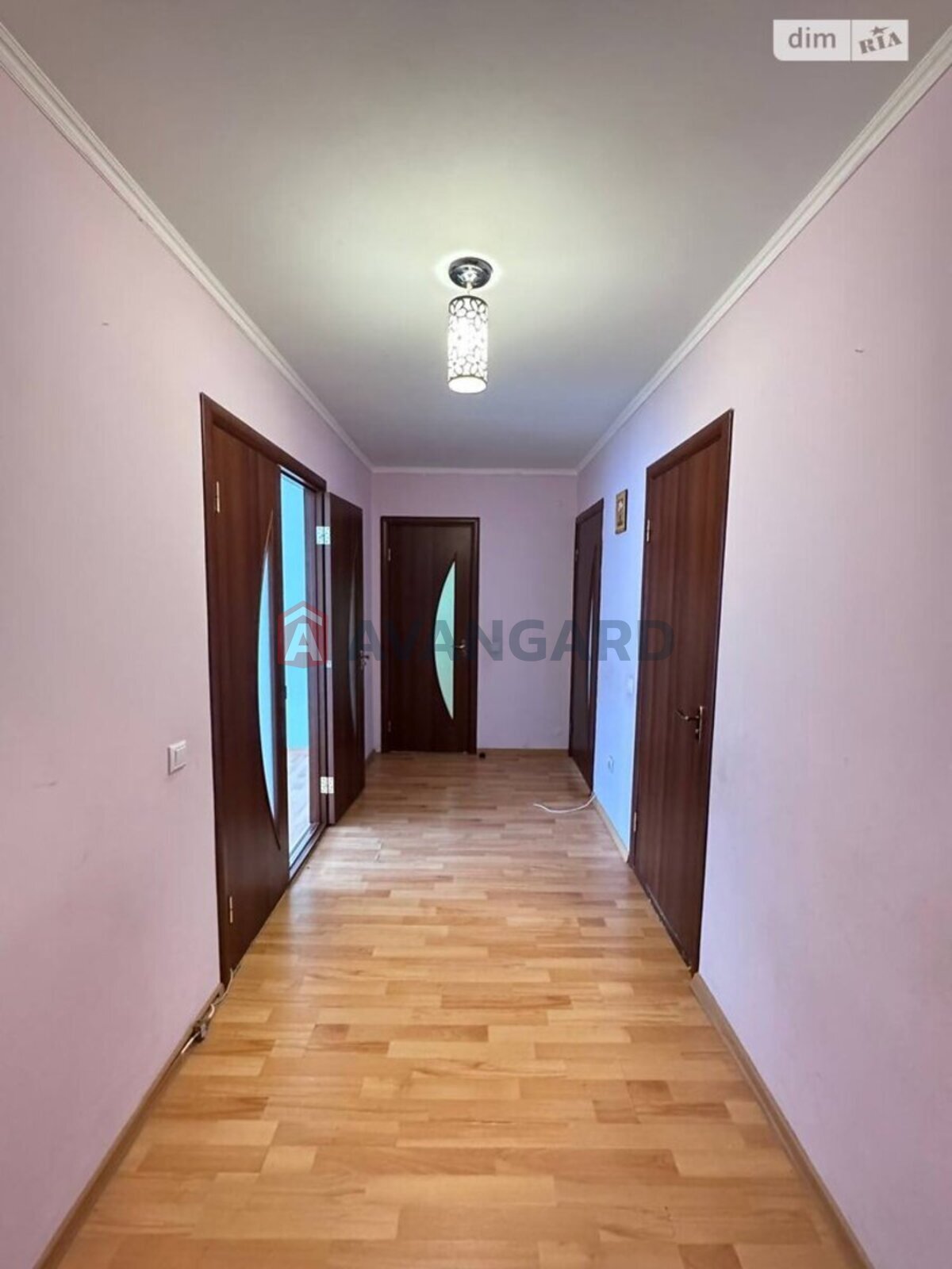 2 ��. ��������, 87/43/17 ��. �., 5/6 ������ ���� 12