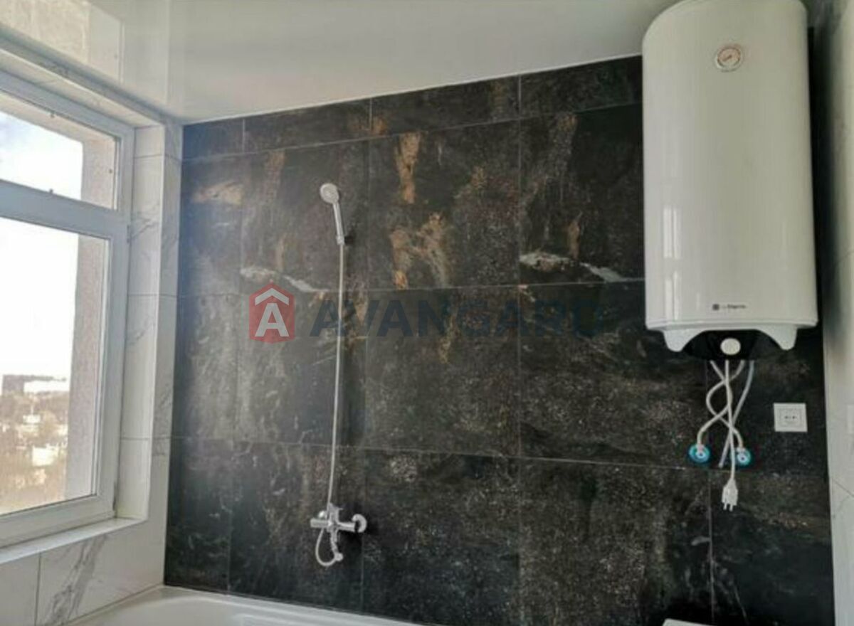 1 . , 43 / 11 / 18 . ., 18/20   7