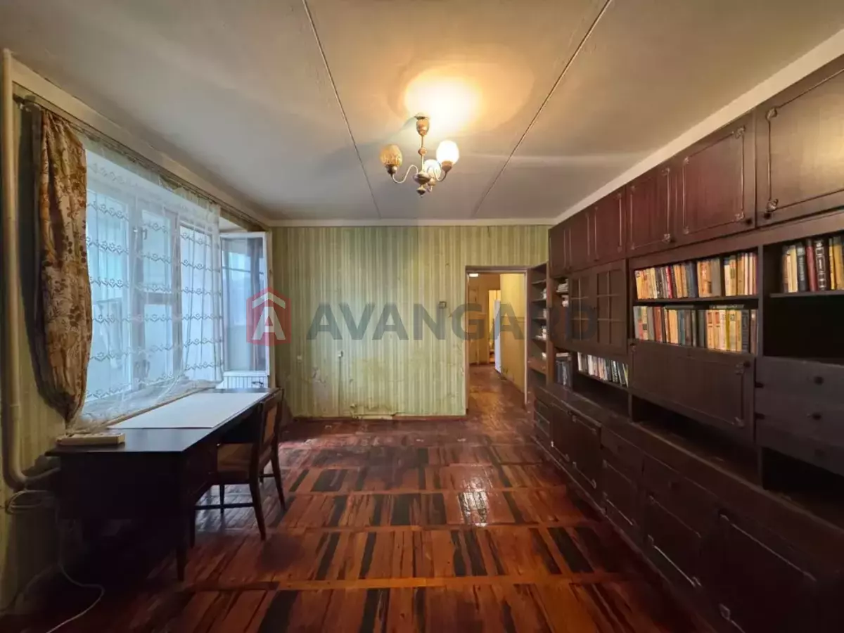 2 ��. ��������, 64/-/- ��. �., 6/14 ������ ���� 4