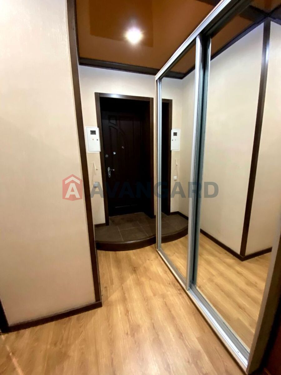 3 ��. ��������, 62/-/7 ��. �., 3/3 ������ ���� 16