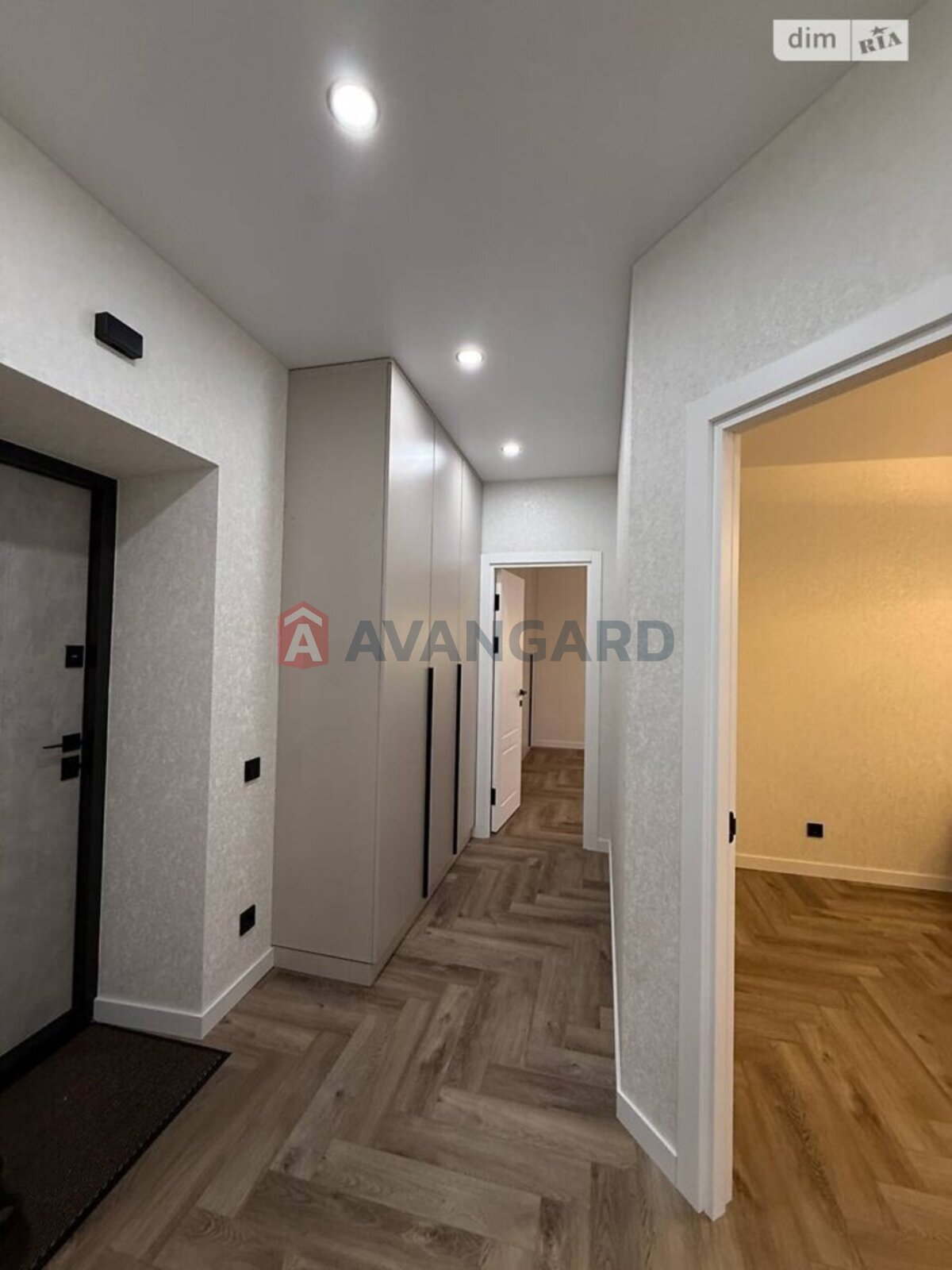 2 ��. ��������, 70/-/- ��. �., 1/10 ������ ���� 10