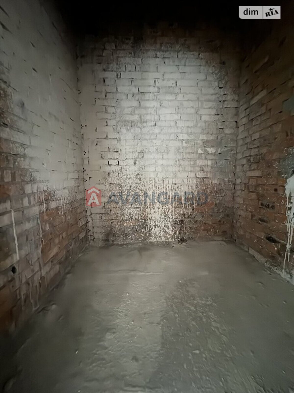 2 ��. ��������, 94/56/18 ��. �., 4/14 ������ ���� 9