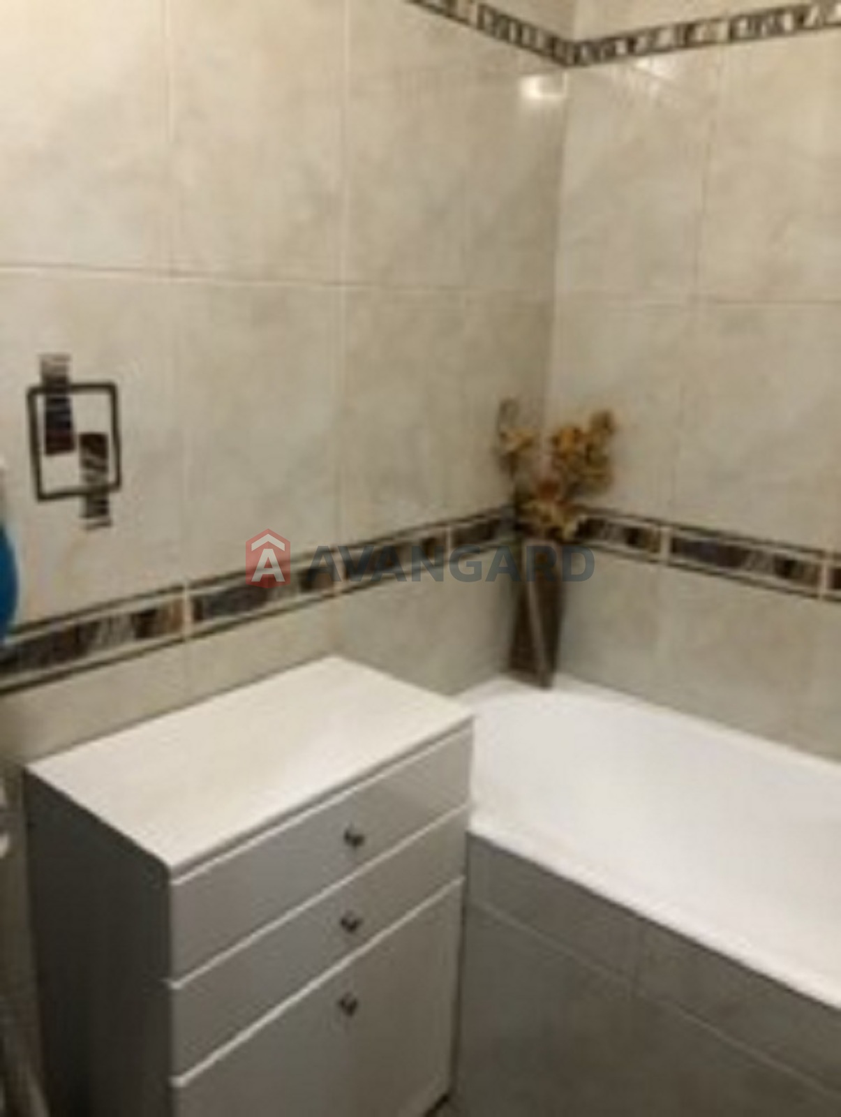 3 ��. ��������, 105/40/13 ��. �., 16/16 ������ ���� 8