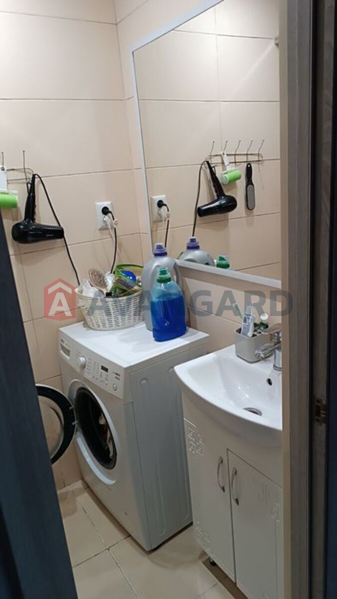 2 ��. ��������, 40/-/6 ��. �., 2/2 ������ ���� 6