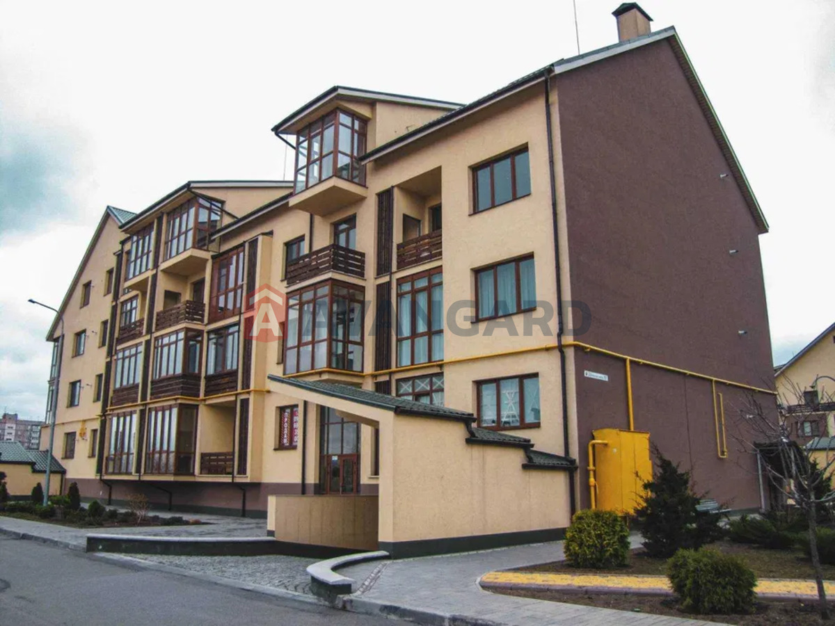 3 ����. ��������, 107/-/15 ��. �., 1/4 ���� ���� 3