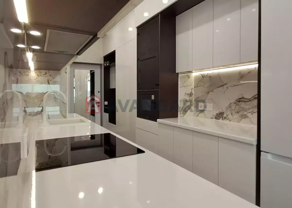 1 ����. ��������, 30/-/- ��. �., 28/32 ���� ���� 6