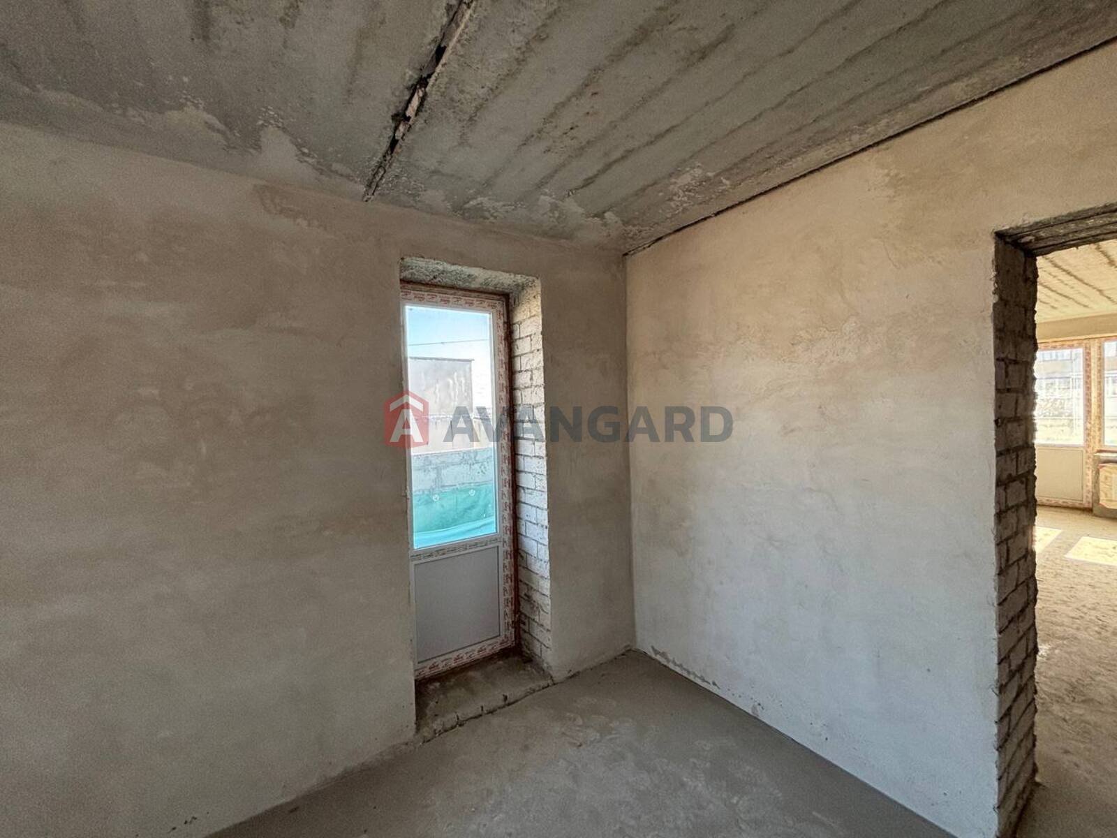 2 ��. ��������, 63/-/11 ��. �., 9/10 ������ ���� 15