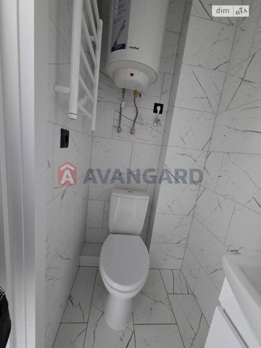 1 ��. ��������, 28/20/5 ��. �., 2/5 ������ ���� 11