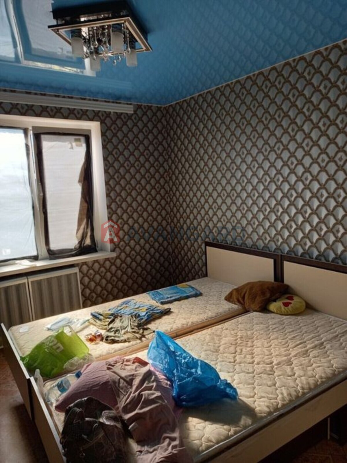 2 ��. ��������, 51/-/8 ��. �., 6/9 ������ ���� 4