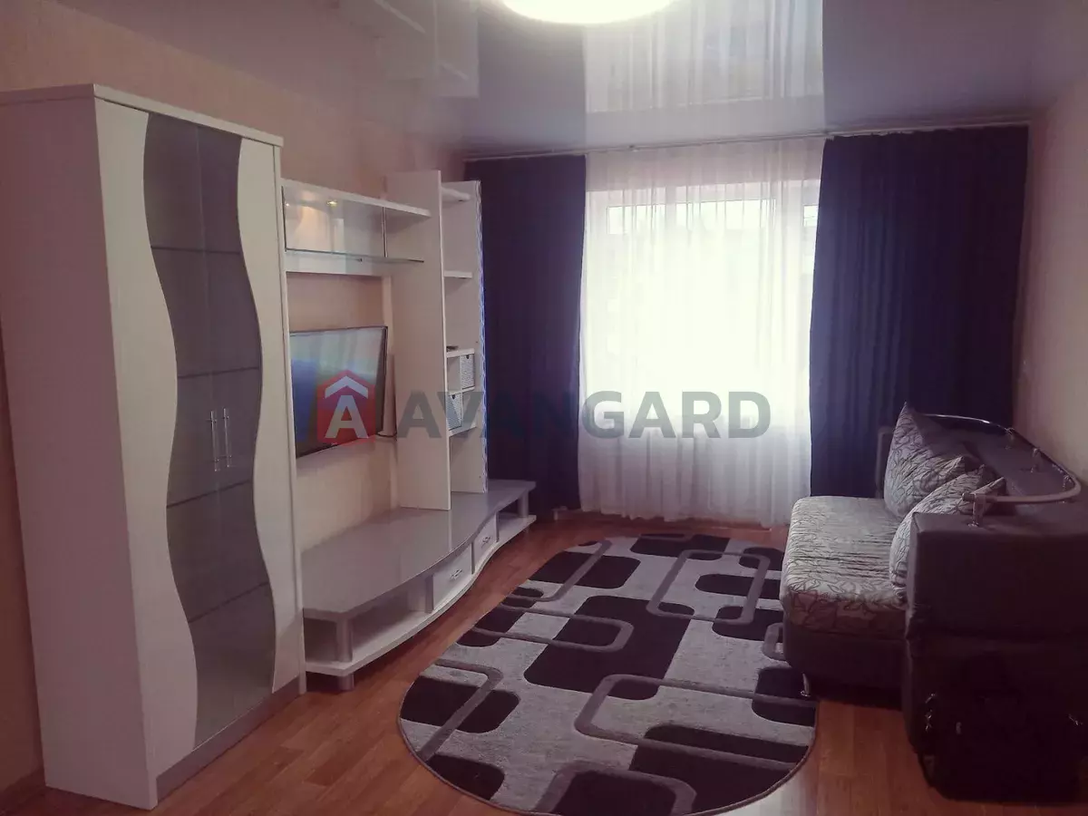 1 . , 33/-/7 . ., 4/5   8