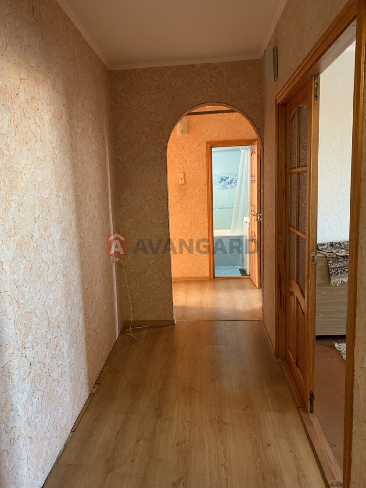 3 ��. ��������, 69/-/7 ��. �., 9/9 ������ ���� 6