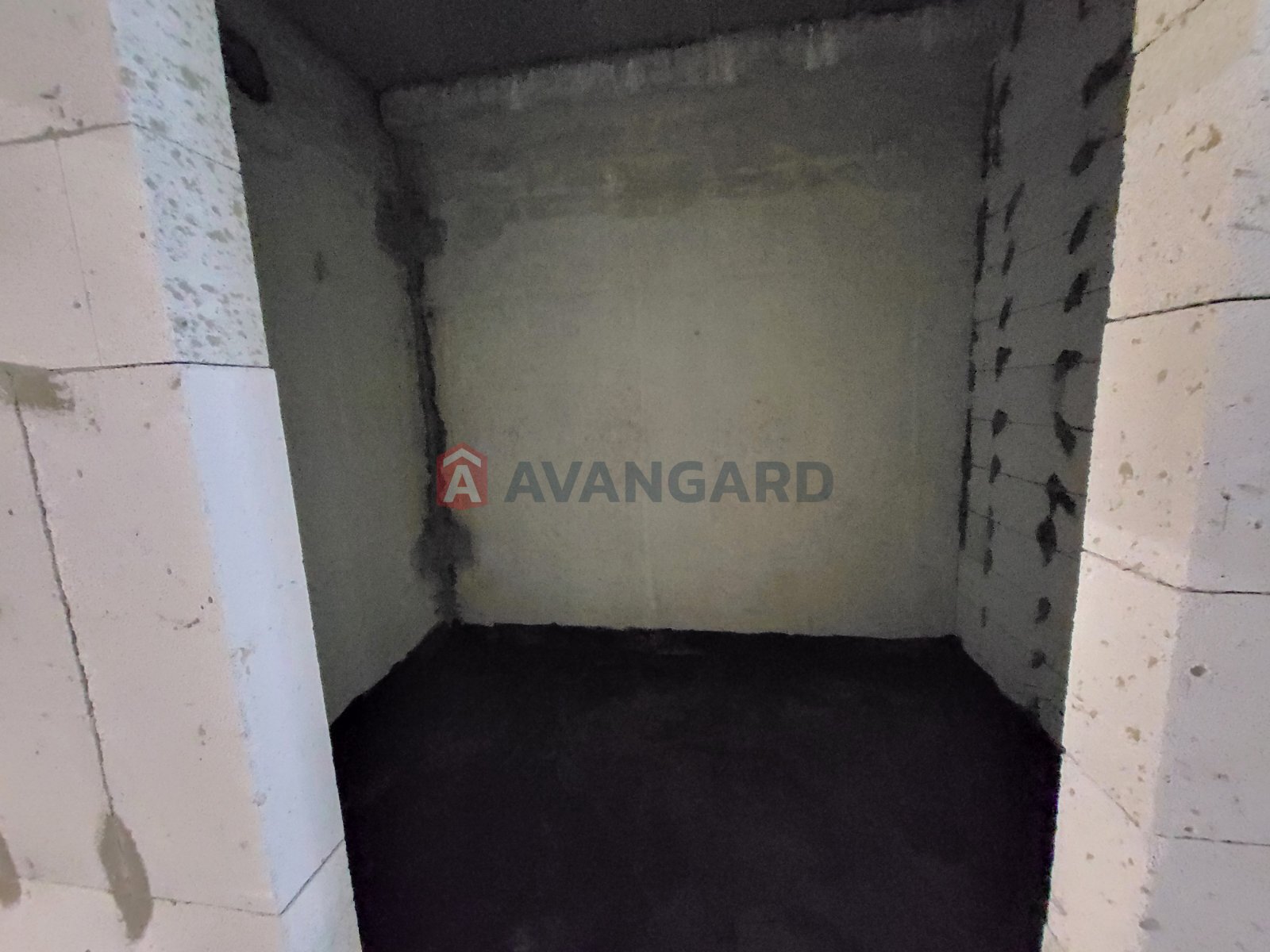 1 ����. ��������, 39,5/10,9/14,14 ��. �., 8/9 ���� ���� 18