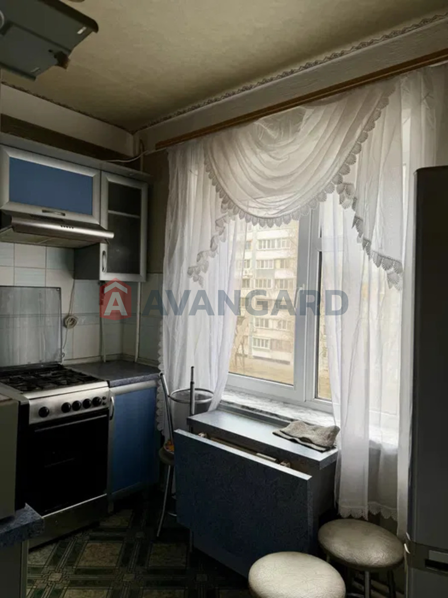 2 ����. ��������, 44/-/6 ��. �., 3/5 ���� ���� 8