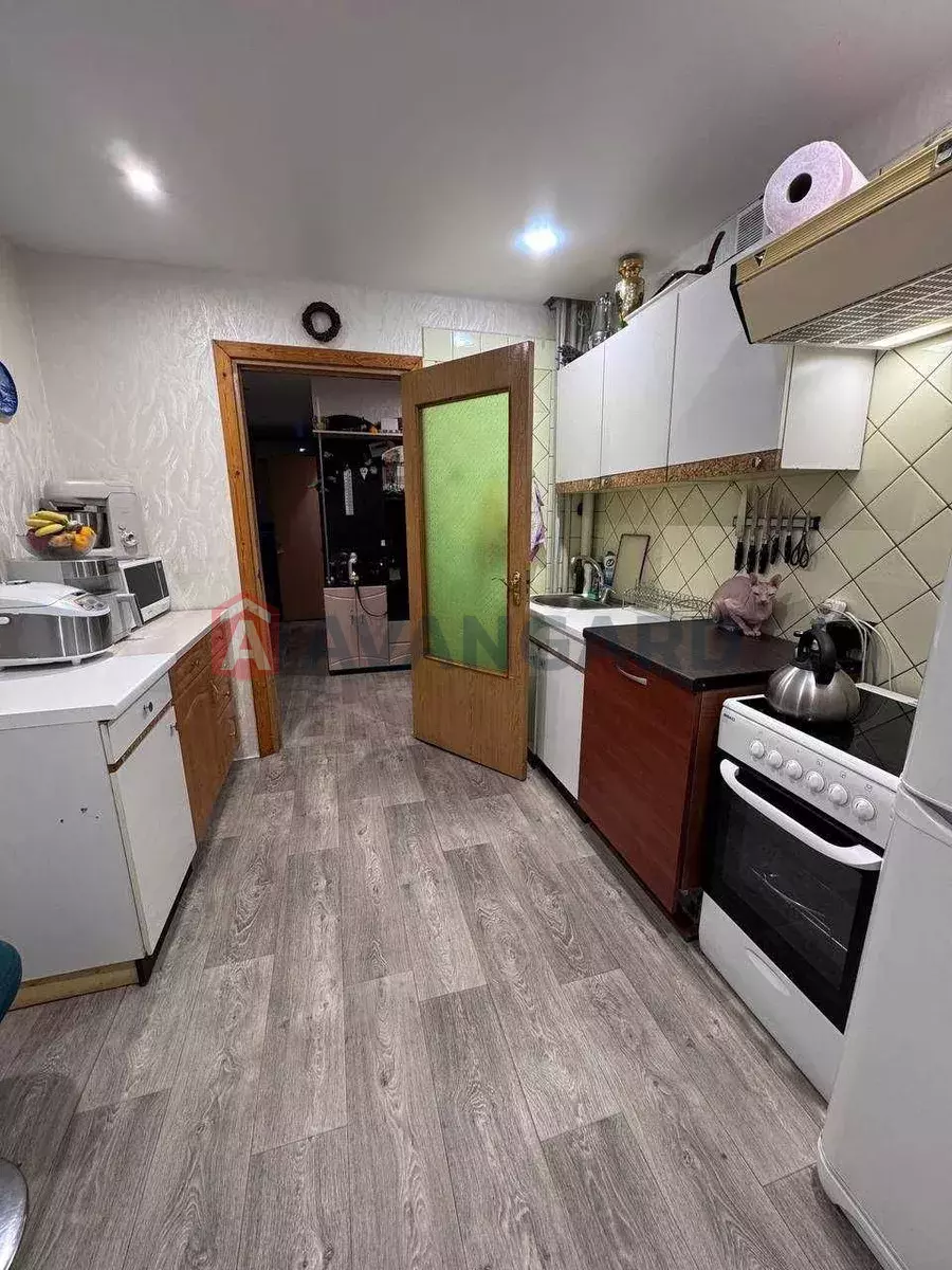 2 ��. ��������, 57/-/9 ��. �., 4/11 ������ ���� 1