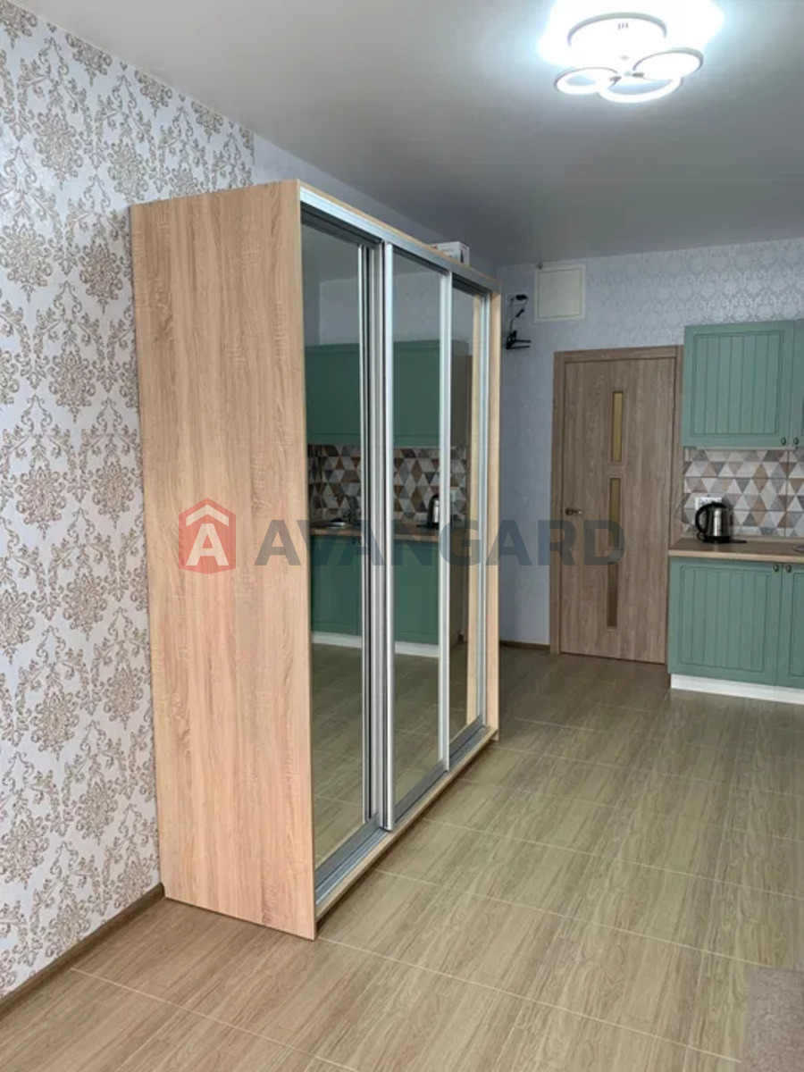 1 ��. ��������, 19/-/6 ��. �., 13/15 ������ ���� 9