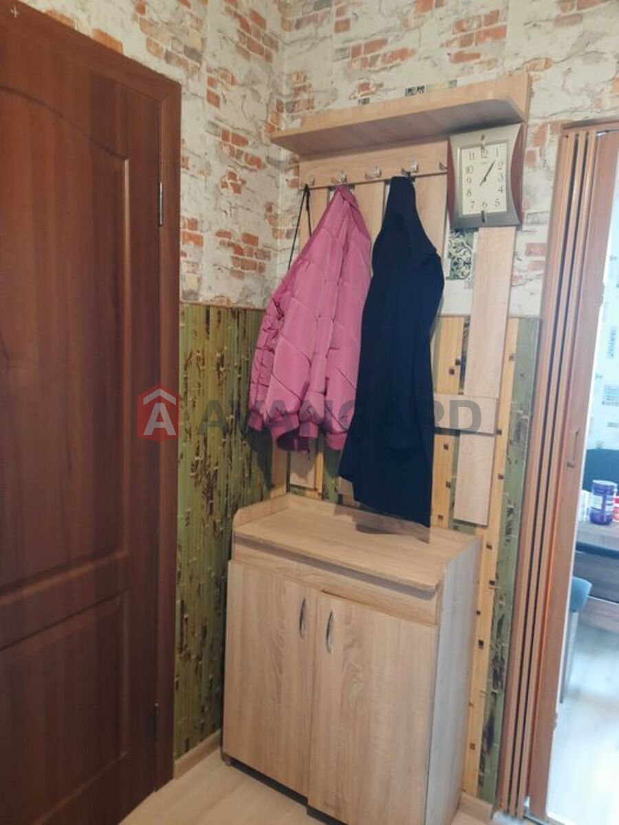 1 ��. ��������, 29/-/6 ��. �., 9/9 ������ ���� 8