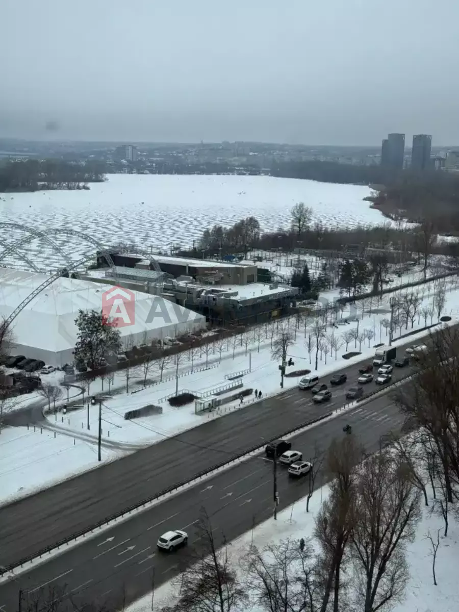 1 ��. ��������, 40/-/- ��. �., 8/19 ������ ���� 16