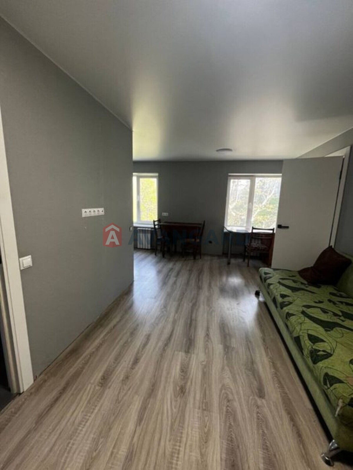 2 . , 50/-/22 . ., 4/9   9