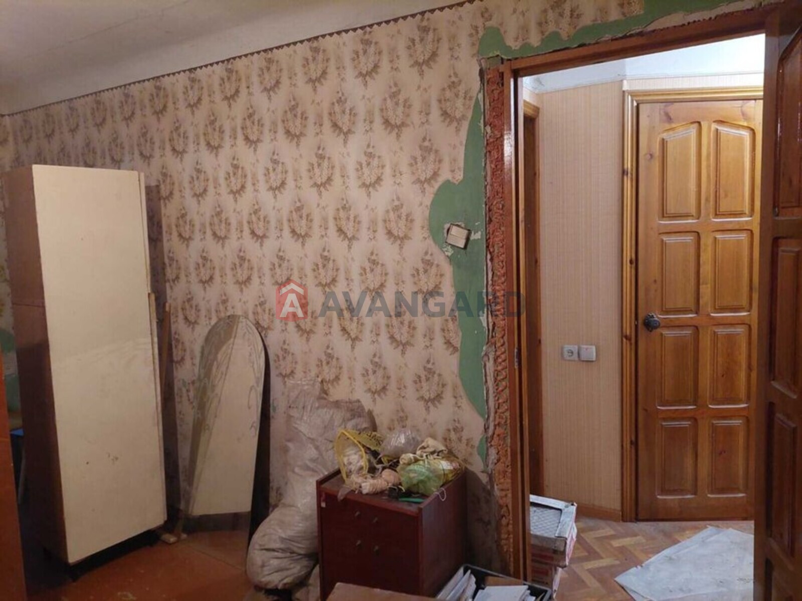 1 ��. ��������, 31/-/31 ��. �., 4/5 ������ ���� 6