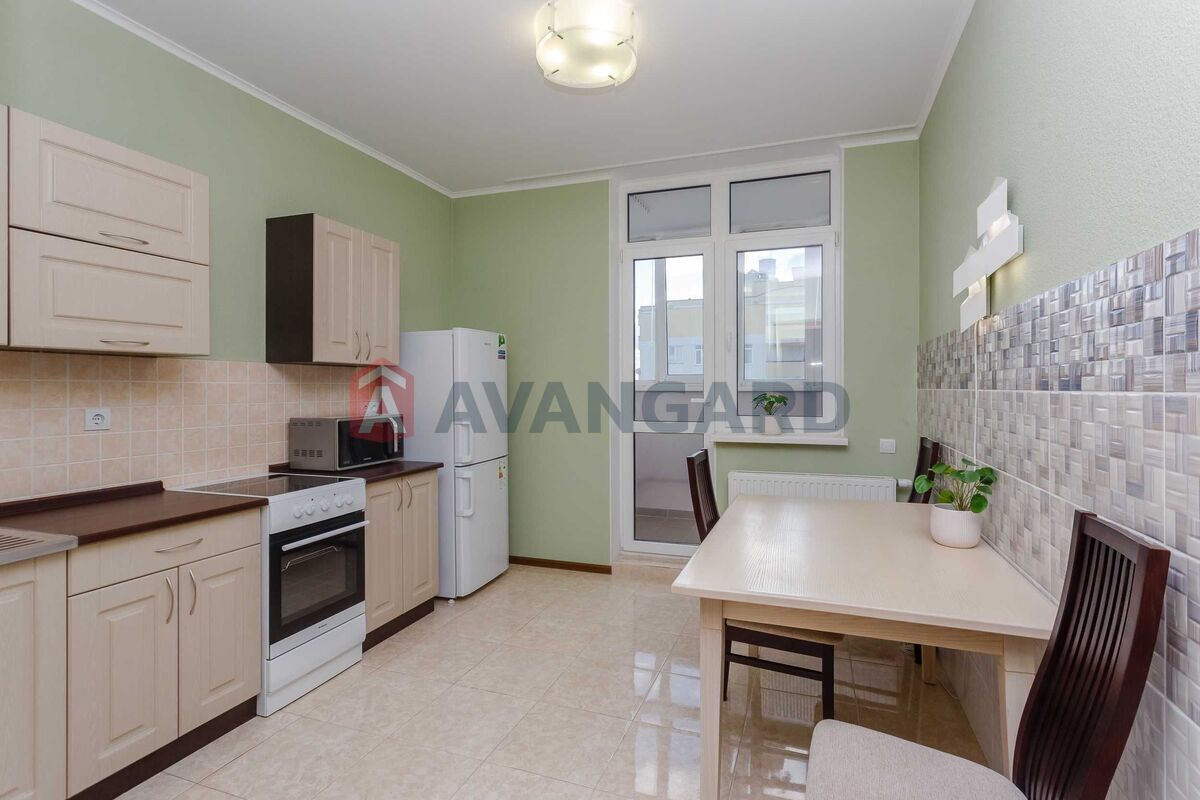 1 ����. ��������, 43/18/12 ��. �., 24/26 ���� ���� 5