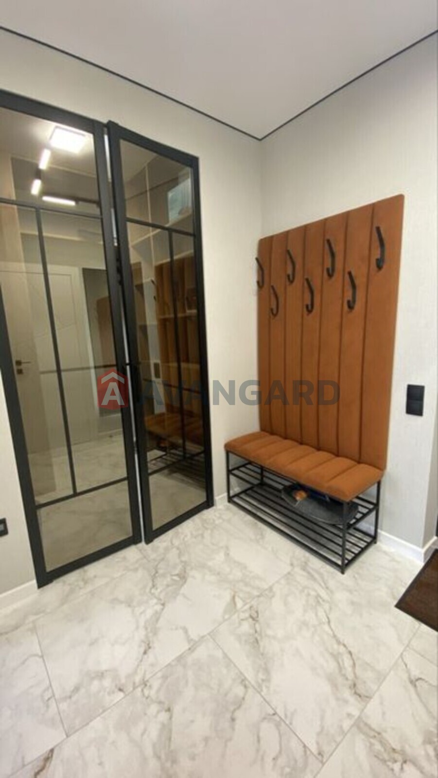 1 ��. ��������, 50/-/20 ��. �., 11/16 ������ ���� 8