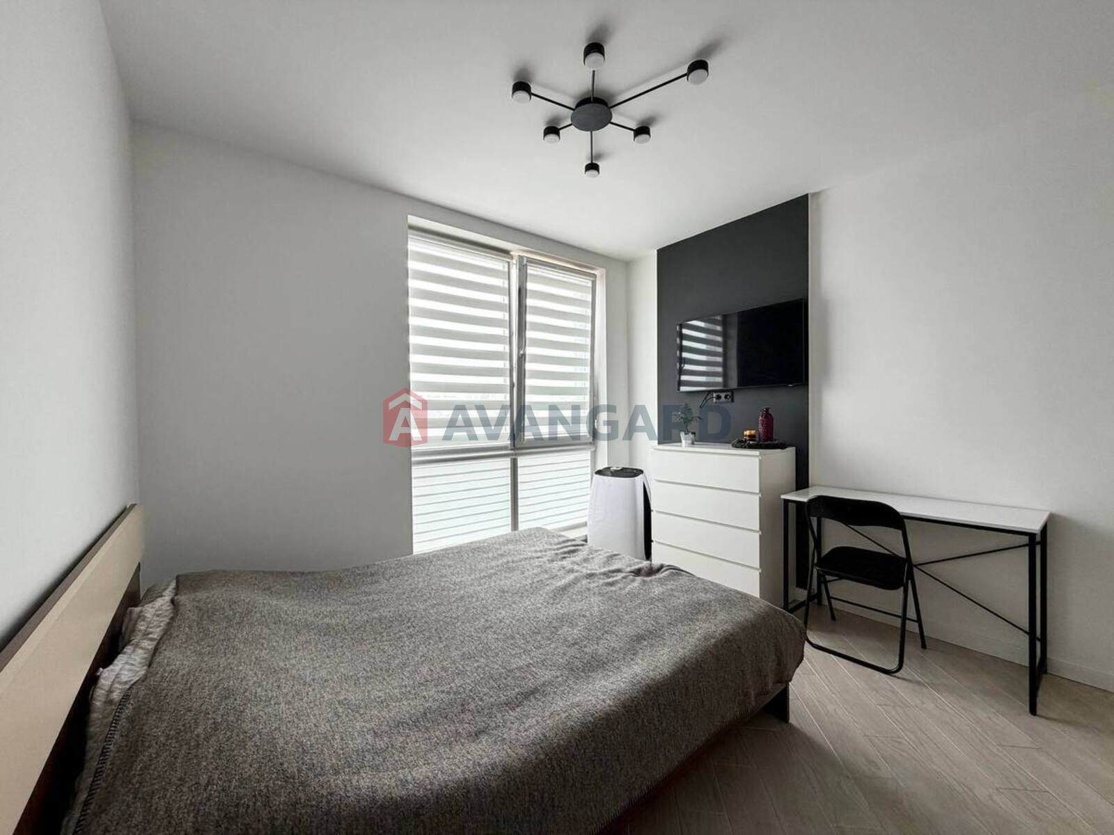 1 ��. ��������, 24/15/5 ��. �., 4/17 ������ ���� 4