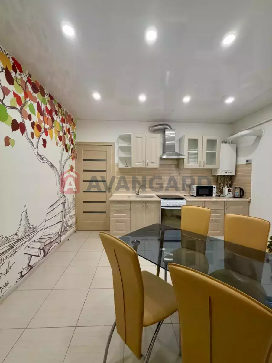 2 ��. ��������, 61/34/11 ��. �., 11/12 ������ ���� 1