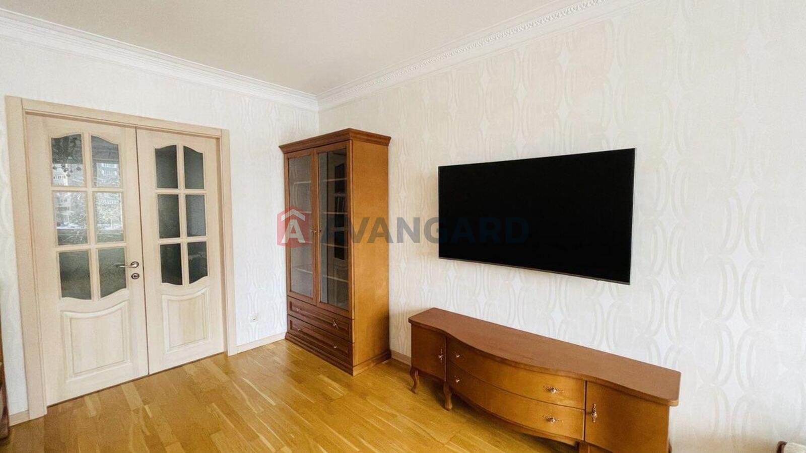 2 ��. ��������, 61/23/14 ��. �., 3/28 ������ ���� 10