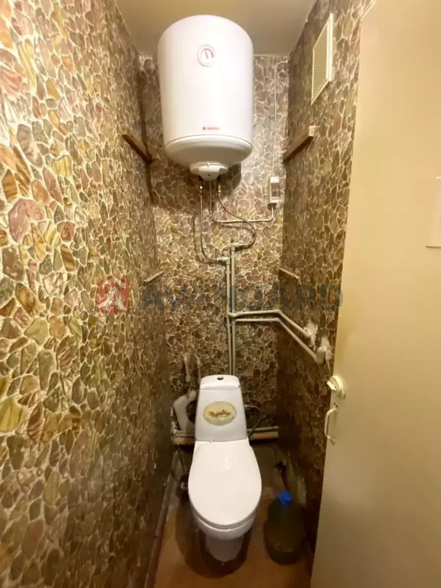 2 ����. ��������, 50/30/8 ��. �., 8/9 ���� ���� 12