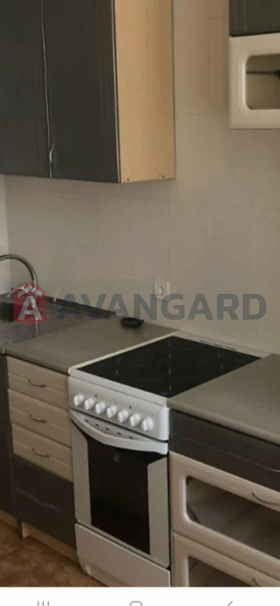 1 ��. ��������, 45/19/10 ��. �., 8/23 ������ ���� 5