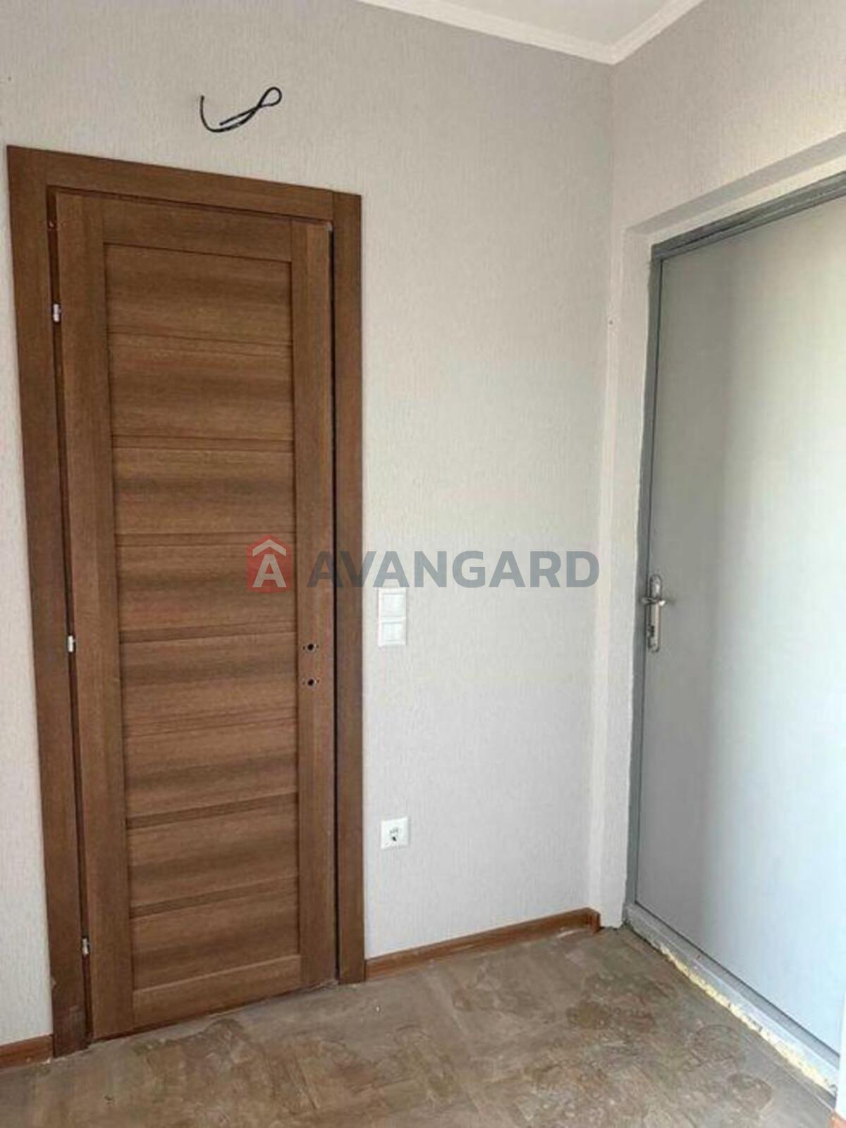 1 ��. ��������, 43/-/10 ��. �., 11/25 ������ ���� 12