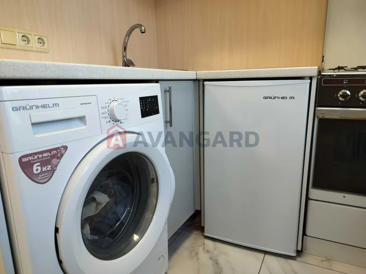 1 . , 33/-/6 . ., 6/9   12