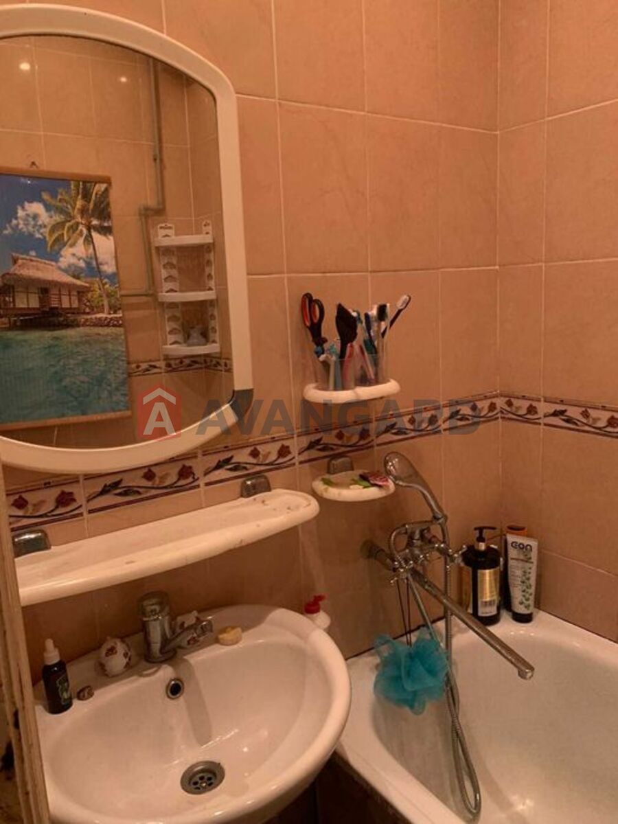 2 ����. ��������, 42/-/6 ��. �., 2/3 ���� ���� 9