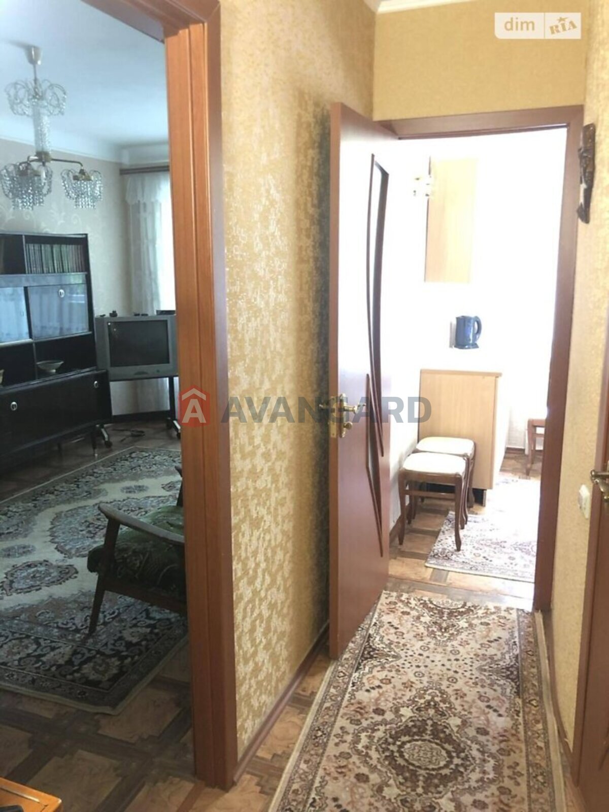 1 ��. ��������, 32/16/5 ��. �., 4/5 ������ ���� 3