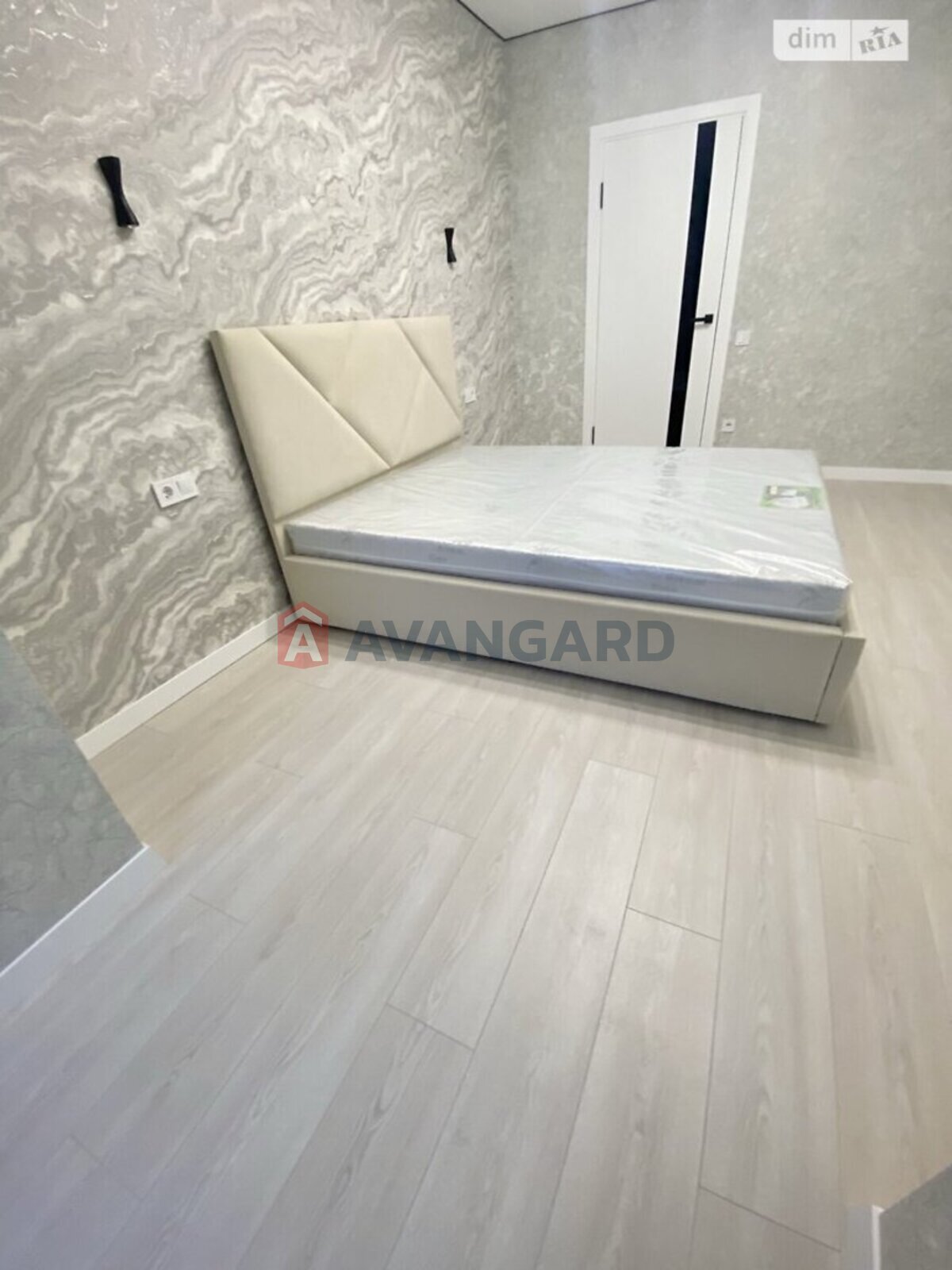 1 ��. ��������, 46/-/- ��. �., 5/11 ������ ���� 3