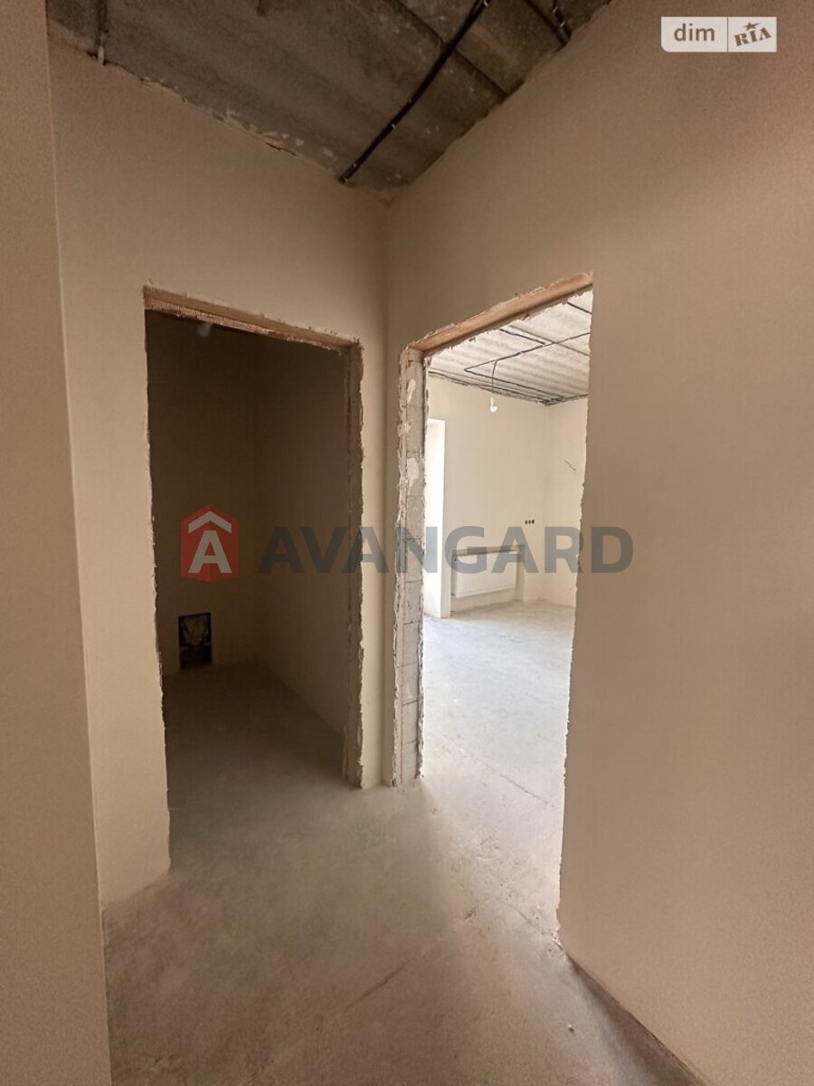 2 ��. ��������, 64/-/- ��. �., 2/3 ������ ���� 7