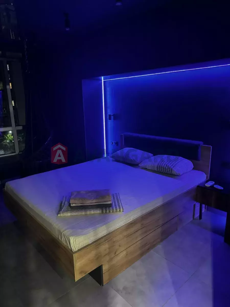 2 ��. ��������, 45/-/15 ��. �., 4/12 ������ ���� 17