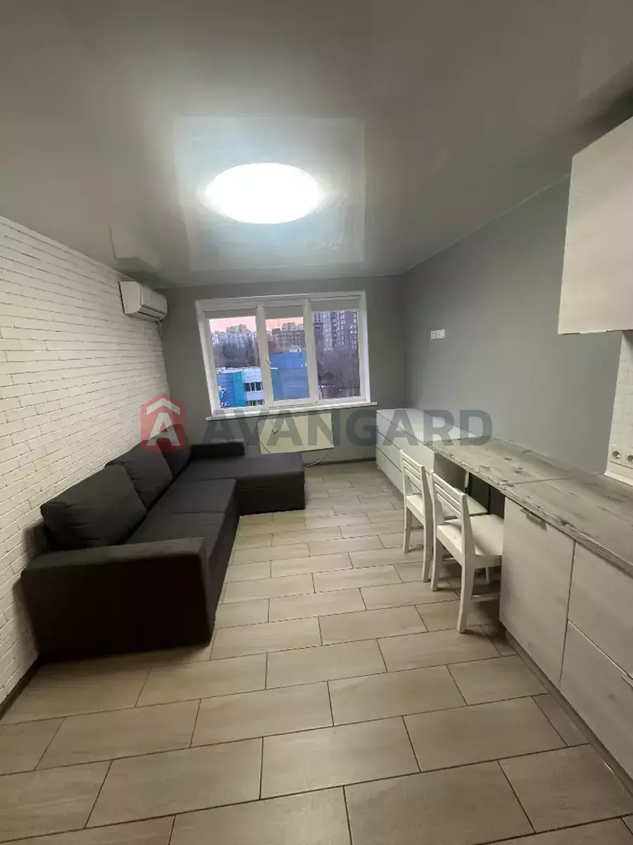 2 ����. ��������, 36/30/7 ��. �., 9/9 ���� ���� 7