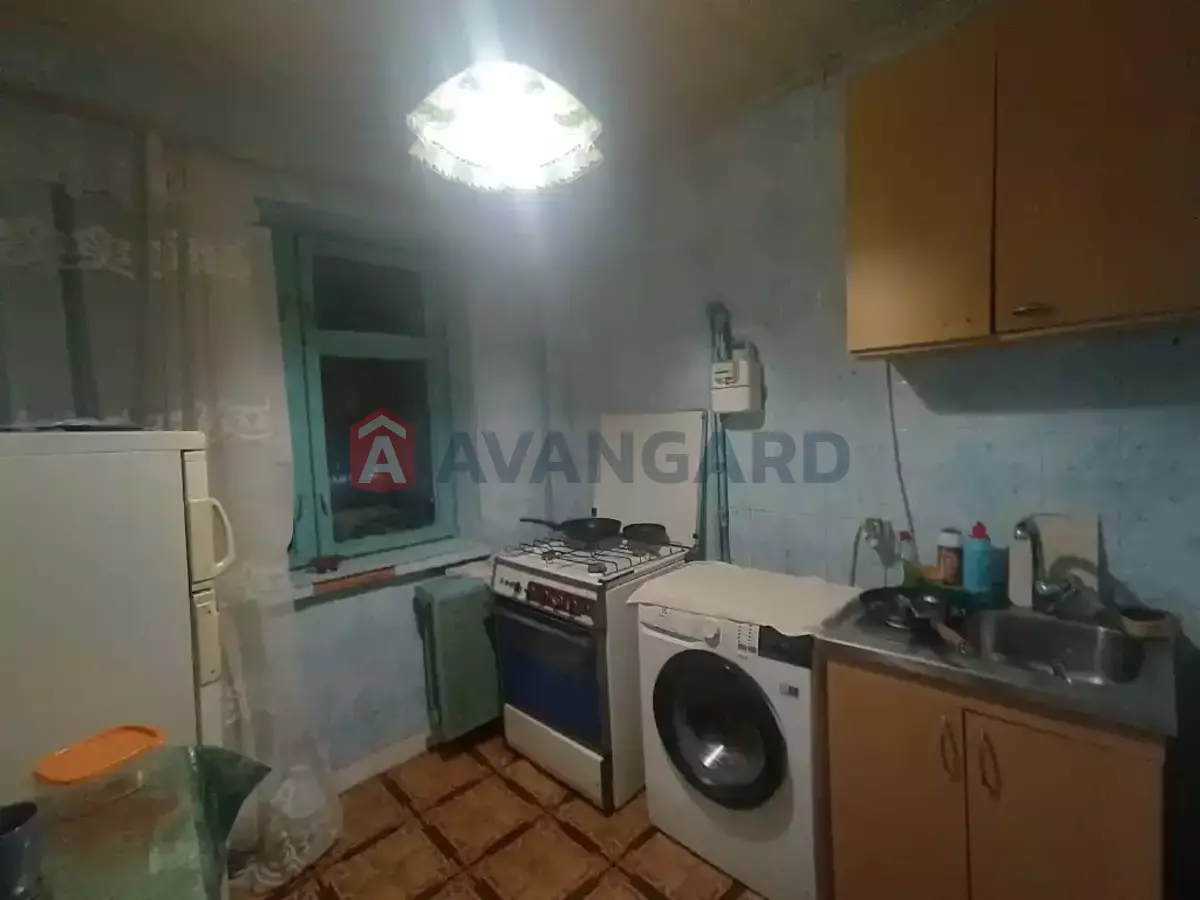 2 ��. ��������, 44/28/6 ��. �., 1/5 ������ ���� 7