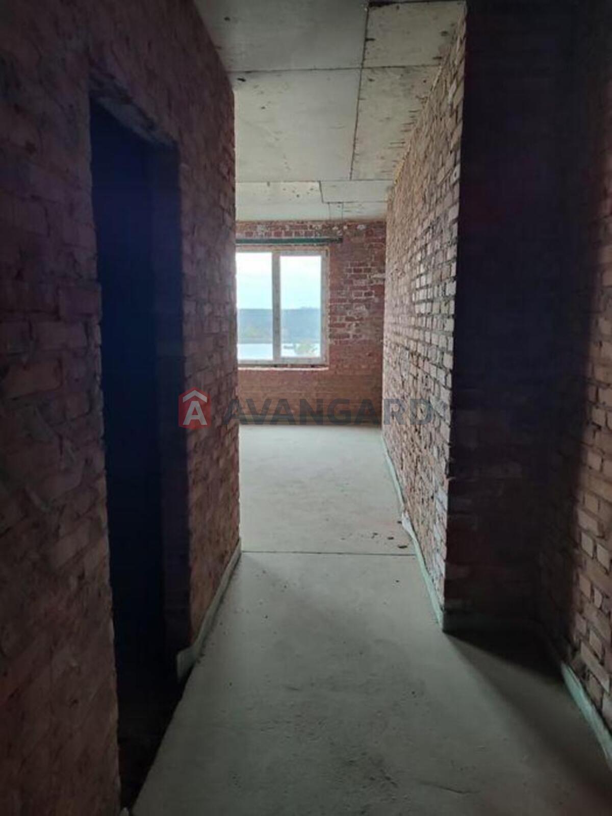 1 ��. ��������, 22/-/8 ��. �., 3/7 ������ ���� 14